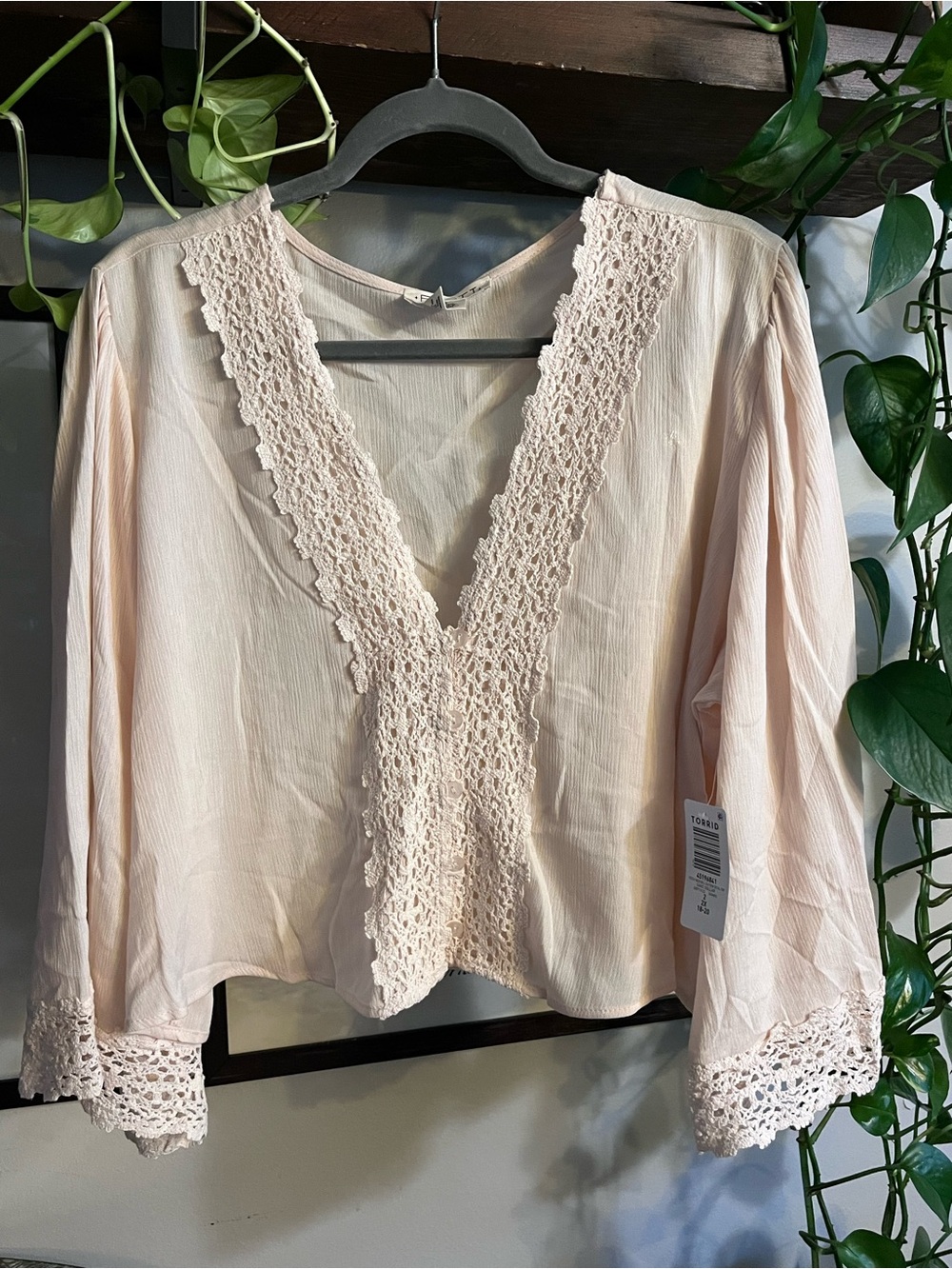 torrid Festi bell sleeve crop top
